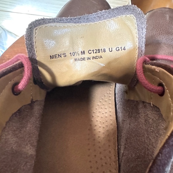 Cole Haan Chukka - Picture 8 of 11